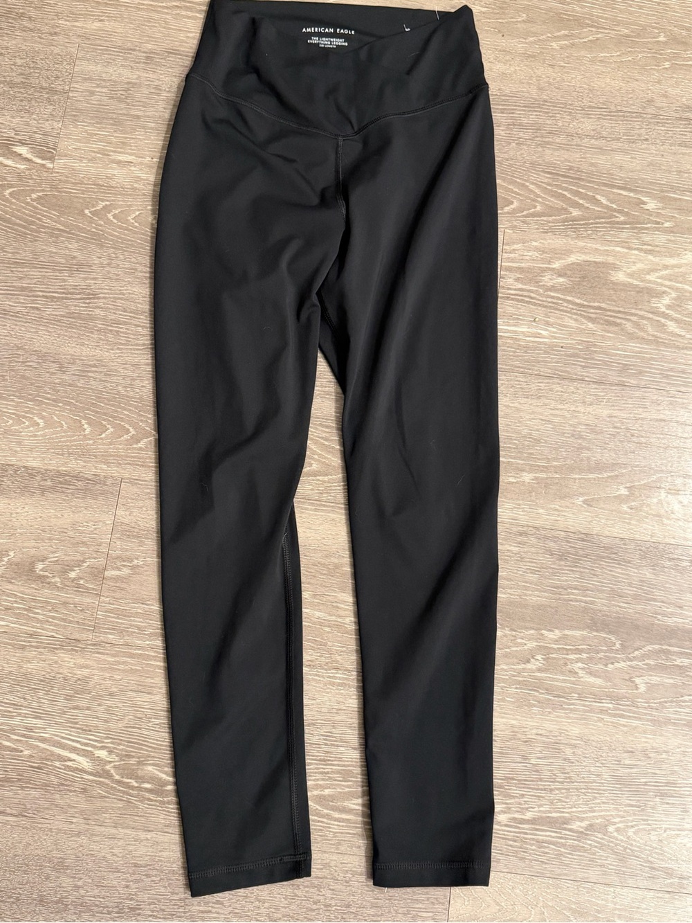 American Eagle The Lightweight Everything Legging 7/8 Length Black Sz medium